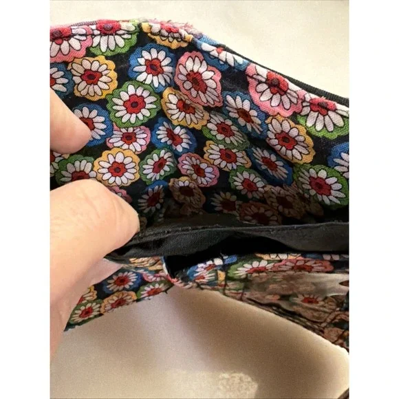 Vtg Vera Bradley Quilted Euro Wallet  Retired 2009 'Pattern Symphony in Hue" - Picture 15 of 16